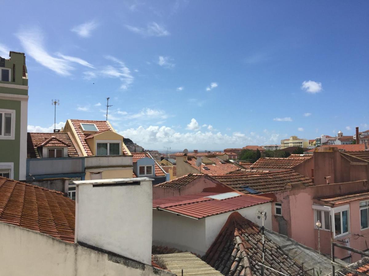 Central Lisbon With View Eksteriør bilde